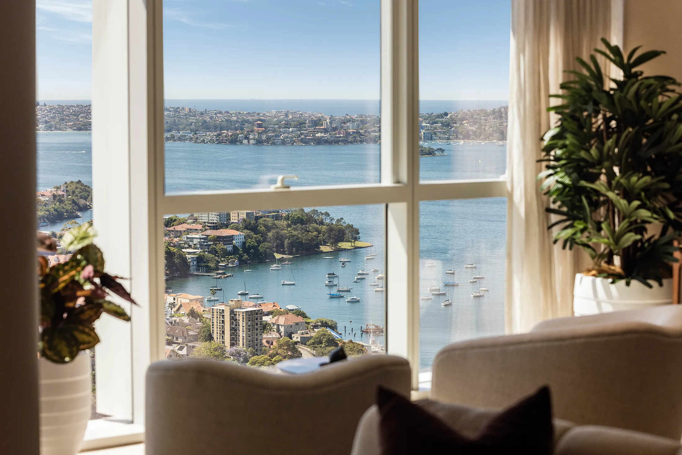AURA  Penthouse Living (4 Bed)